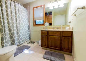 Parkview Dr  - Full Bath